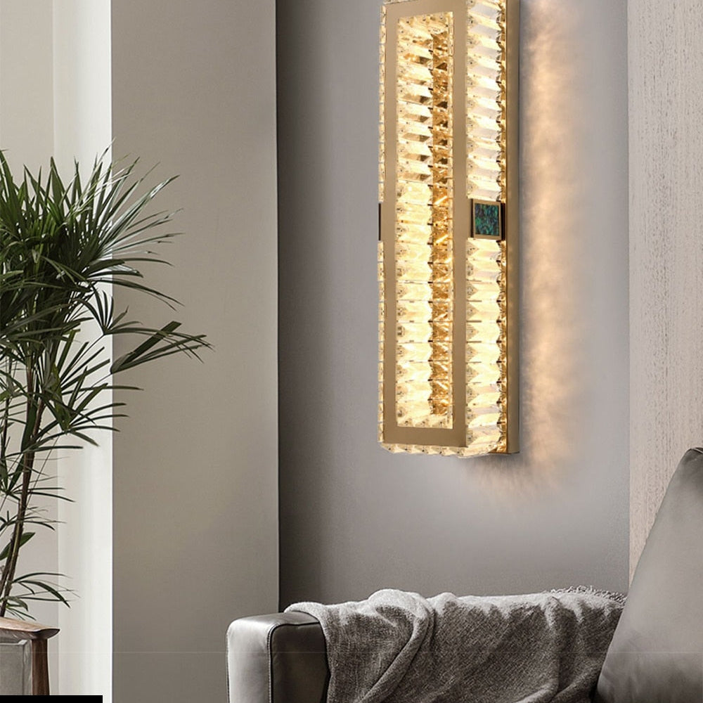 Evelyn’s Elegance Chandelier - Chic Wall/Pendant Light With Luxurious Shell Design