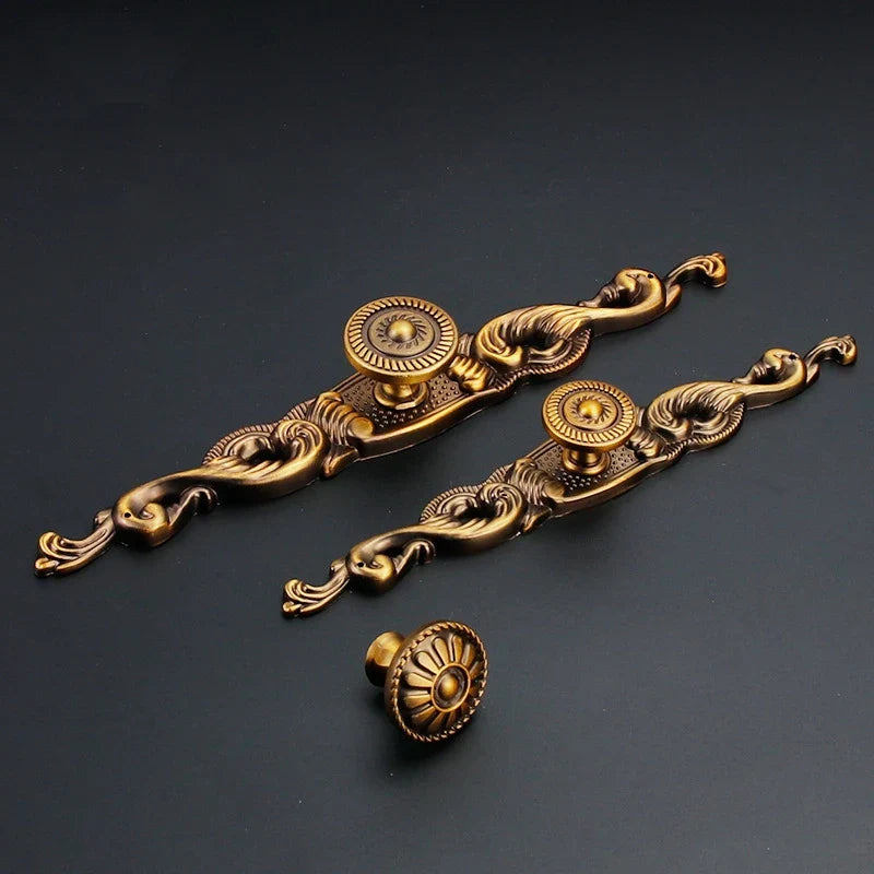 Antique Yellow Bronze Cabinet Handles - Brushed Vintage Drawer Pulls for Kitchen and Wardrobe Doors Handles