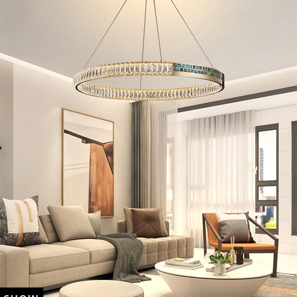 Evelyn’s Elegance Chandelier - Chic Wall/Pendant Light With Luxurious Shell Design