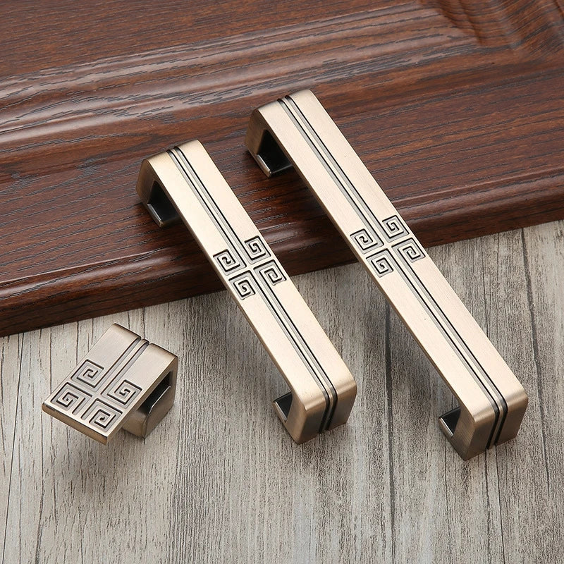 Antique Yellow Bronze Wardrobe Handles - Modern Zinc Alloy Drawer Knobs for Cabinets and Closets Handles