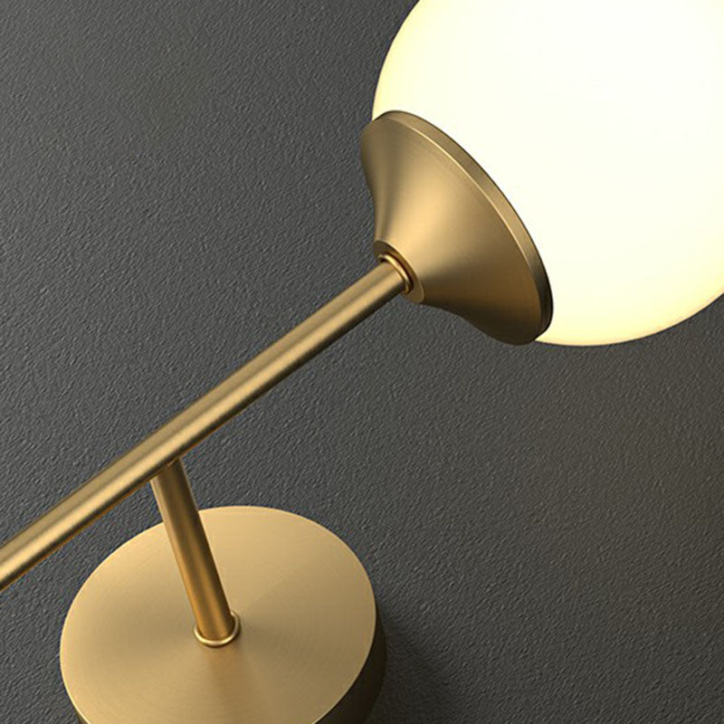 Tessa Warmth Meets Minimalist Style: The Gold Led Wall Lamp