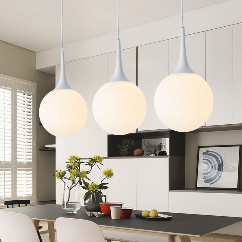 Adeline Modern Globe Pendant - Stylish Glass Light For Dining Rooms White / 8’ Lighting