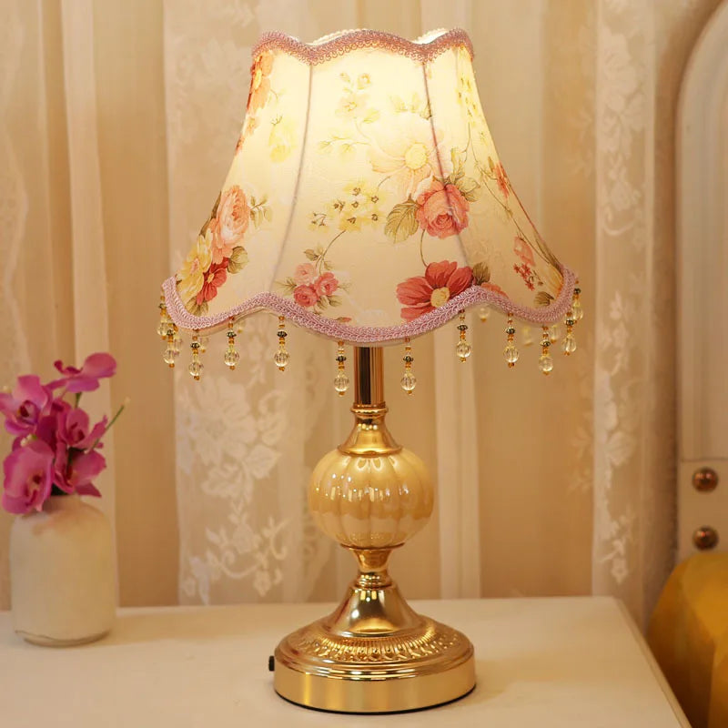 Modern European Vintage Fabric Table Lamp - Stylish Lighting For Bedroom Living Room And More