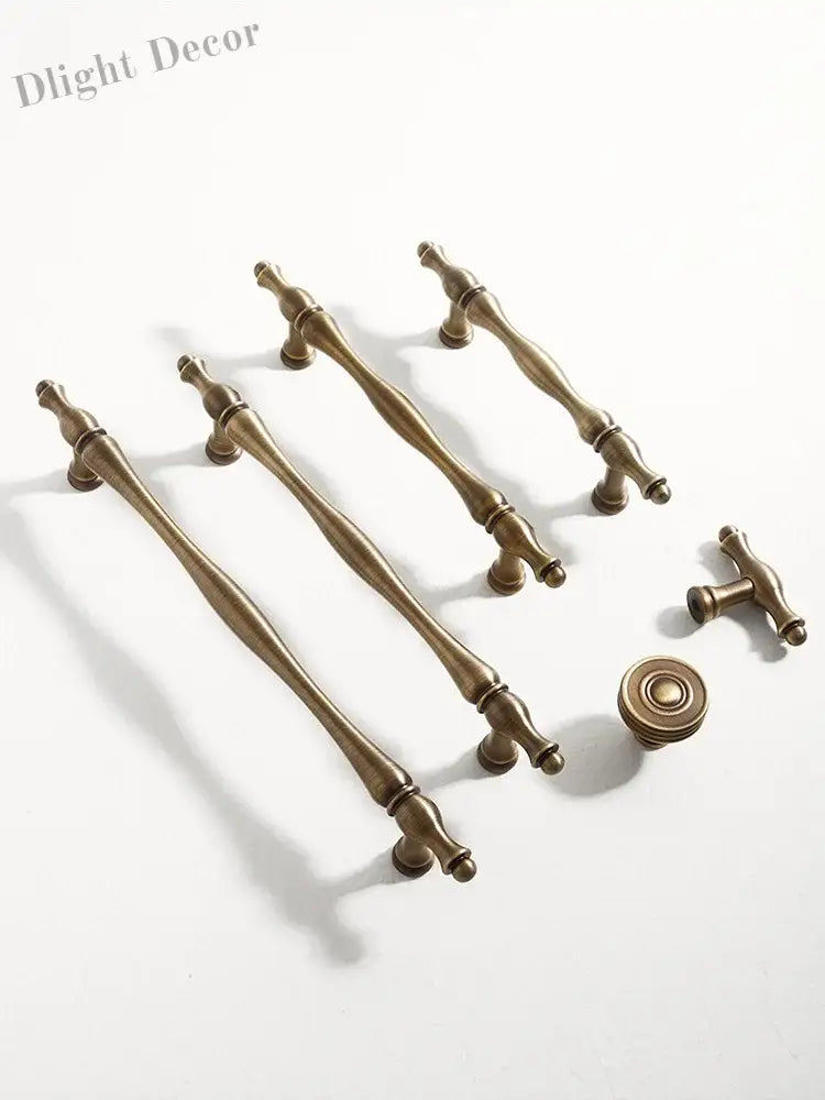 Antique Brass Furniture Cabinet Handle – American Vintage Wardrobe Knob and Drawer Pull Handles
