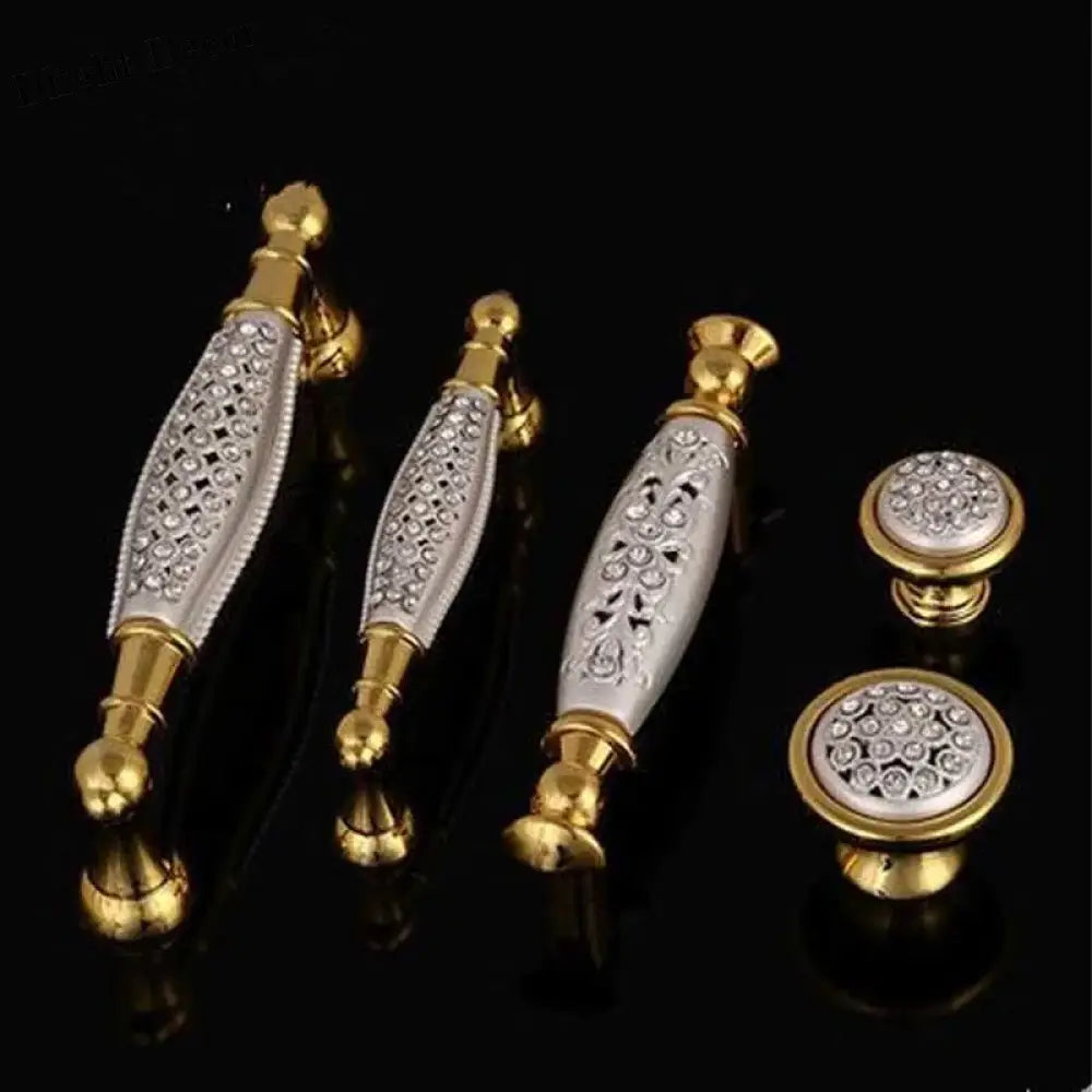 Deluxe 24K Gold Furniture Handle with K9 Crystal – Elegant Drawer Pull for Cabinets and Wardrobes (96mm) Handles