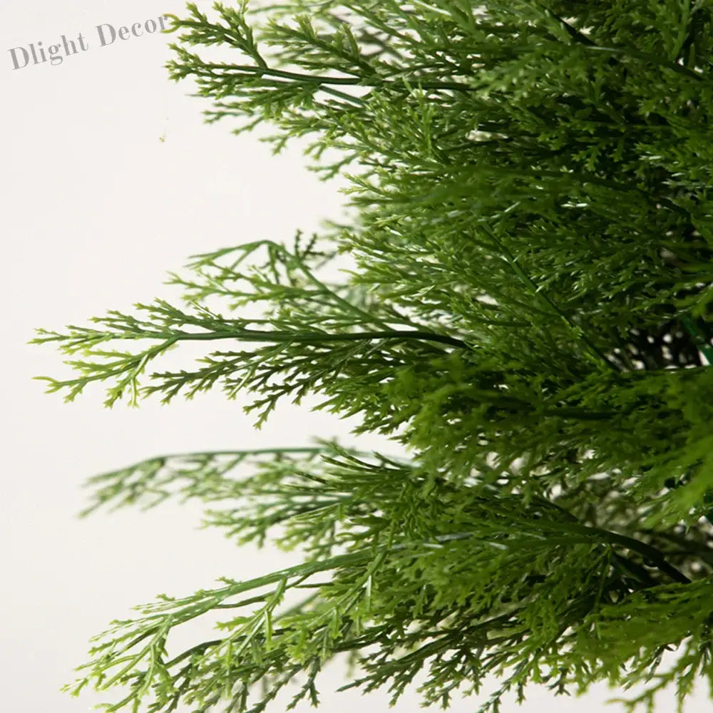 Dlight Decor 50cm Christmas Pine Tree with Realistic Cedar Branch