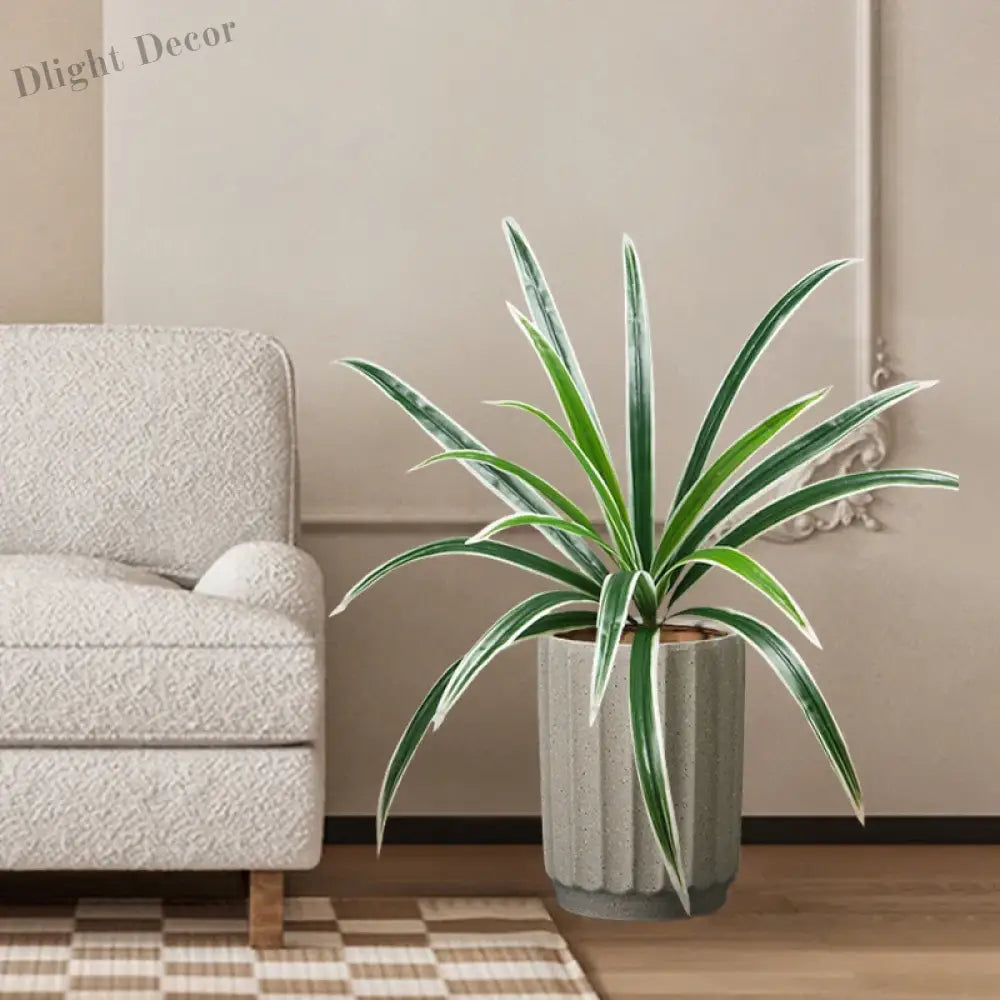 Dlight Decor Bracketplant Palm for Home and Garden Display