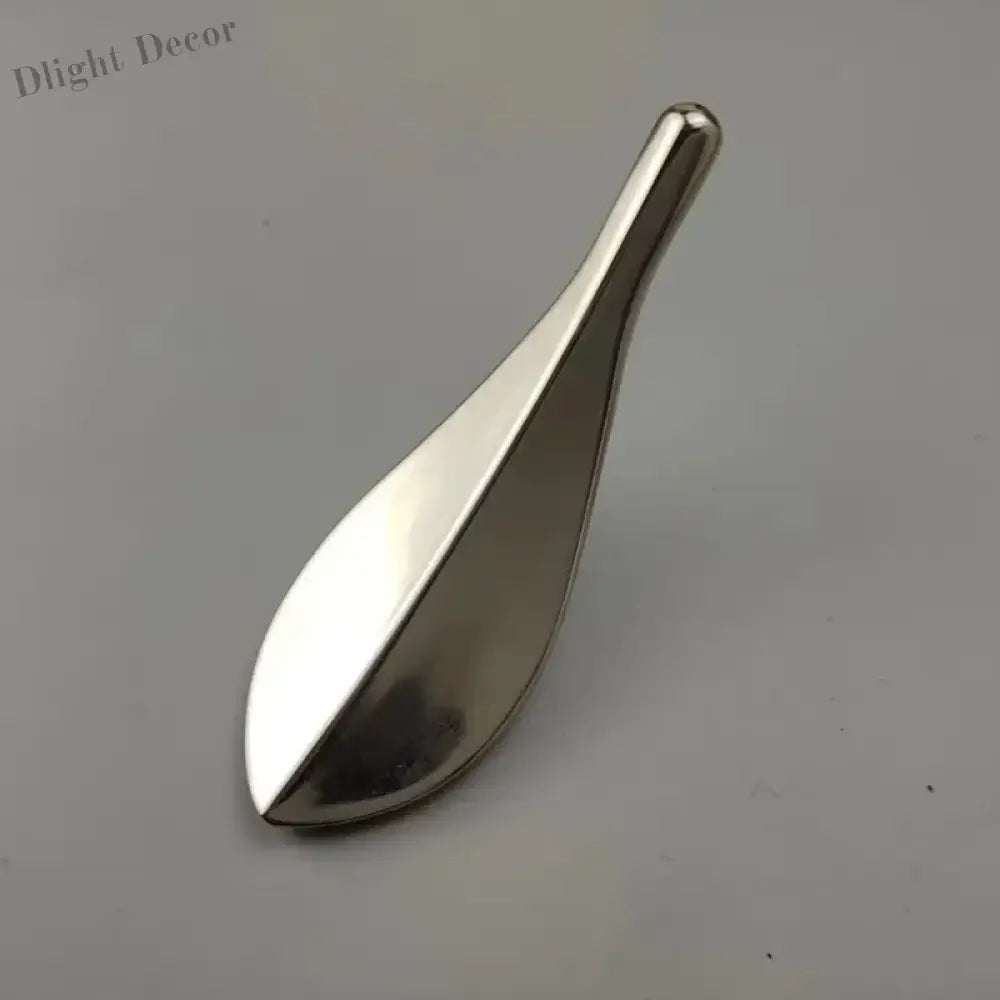 Golden Leaf Drawer Handles - Zinc Alloy Light Luxury Cabinet Knobs for Furniture Silver Handles