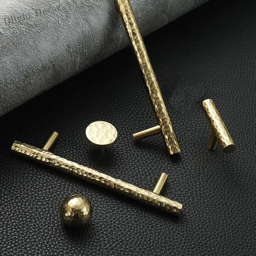 Hammered Brass Cabinet Handles – Light Gold Wardrobe Knobs and Drawer Pulls for American/Nordic Furniture Handles