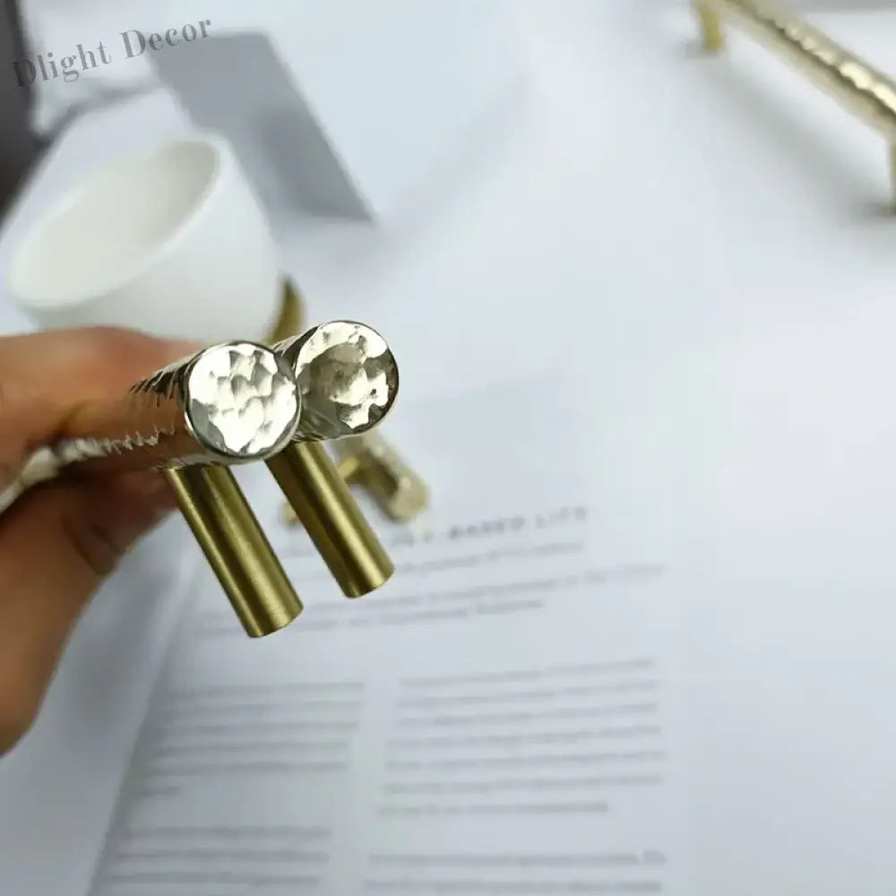 Hammered Brass Cabinet Handles – Light Gold Wardrobe Knobs and Drawer Pulls for American/Nordic Furniture Handles