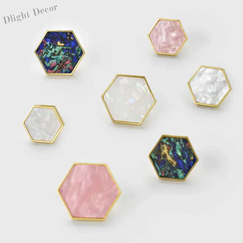 Modern Brass Shell Knobs – Colorful Cabinet Pulls for Wardrobes Dressers and Cupboards knob