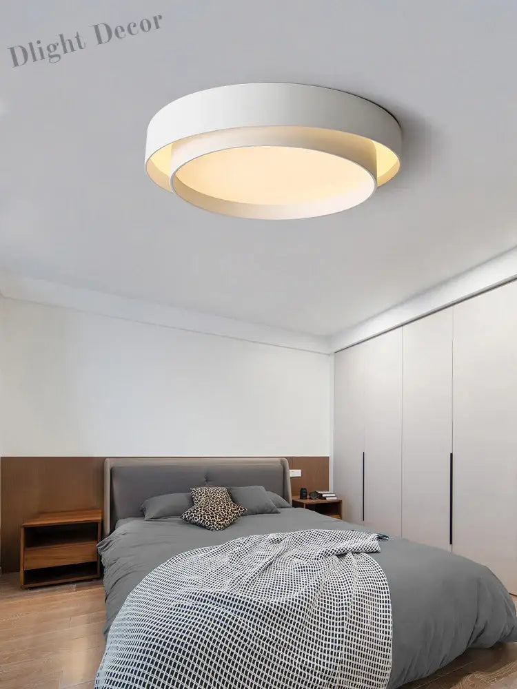 Nordic Minimalist Modern Ceiling Lamp - Designer Lighting For Stylish Living Rooms And Master