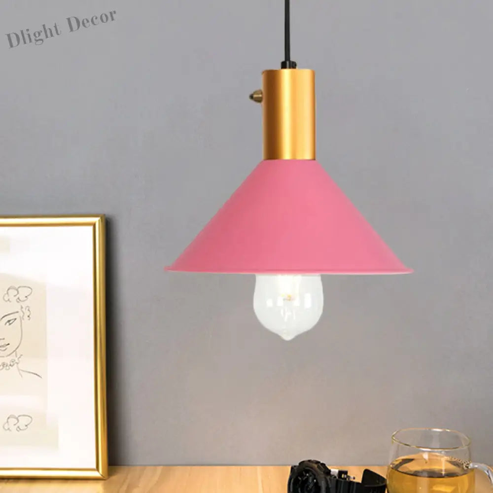 Sophia’s Modern Tapered Pendant Light