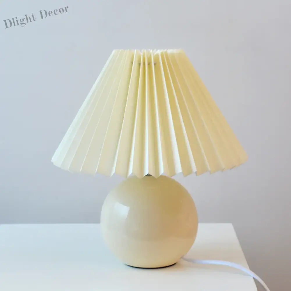 Vintage Pleated Table Lamp With Led E27 Tricolored Bulb - Charming Decorative Night Light For